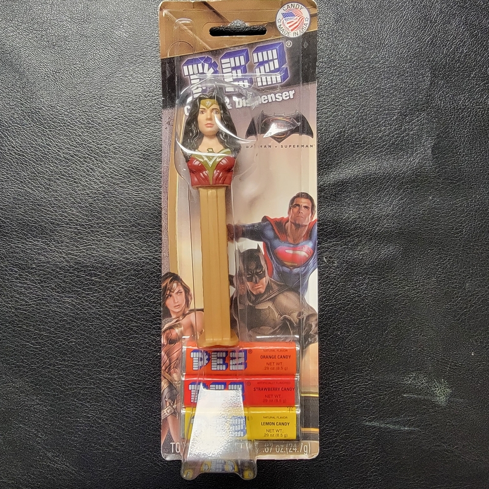 DC Comics Wonder Woman PEZ Dispenser